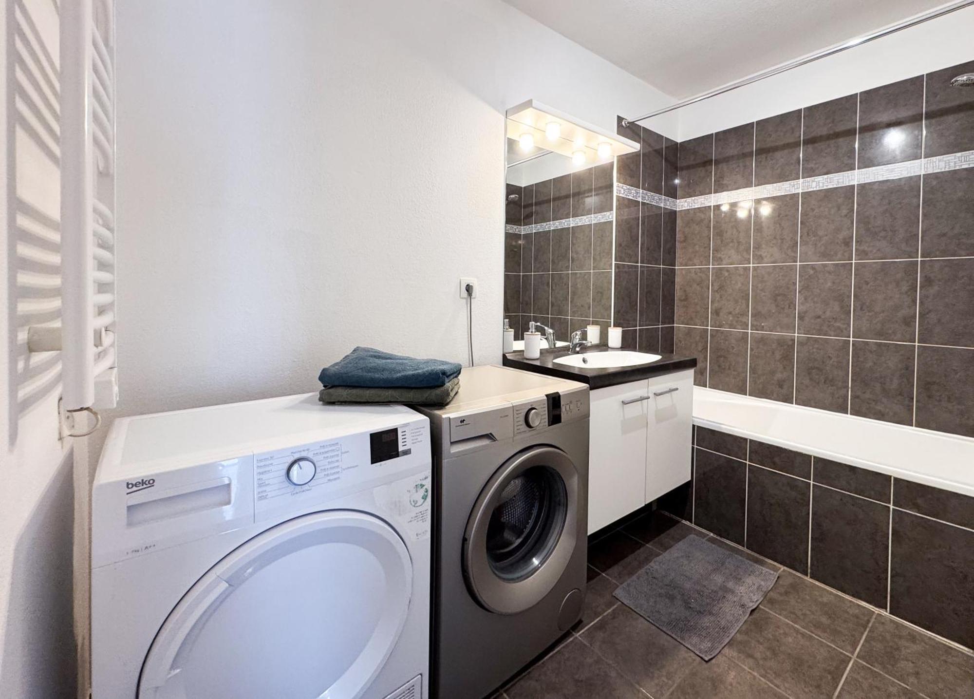 Bel Appartement Climatise & Parking Perpignan Exterior foto