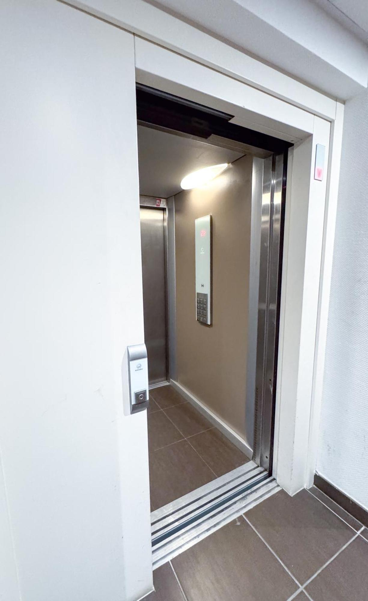 Bel Appartement Climatise & Parking Perpignan Exterior foto